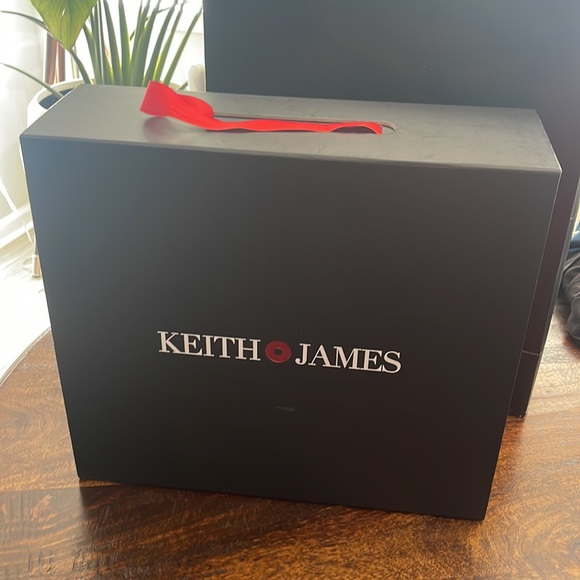 Keith James (famous red bottom hat) Hollywood style hat - Picture 5 of 10